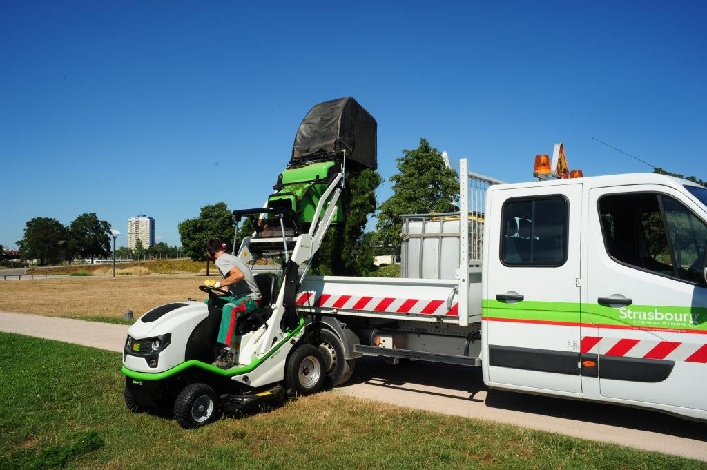 ETESIA Rasentraktor Buffalo 124 HVHPX – Bild 4