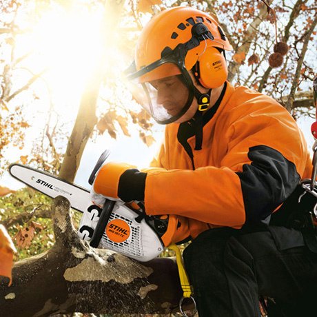 STIHL Motorsäge MS 151 TC-E, Schienenlänge 30cm – Bild 3