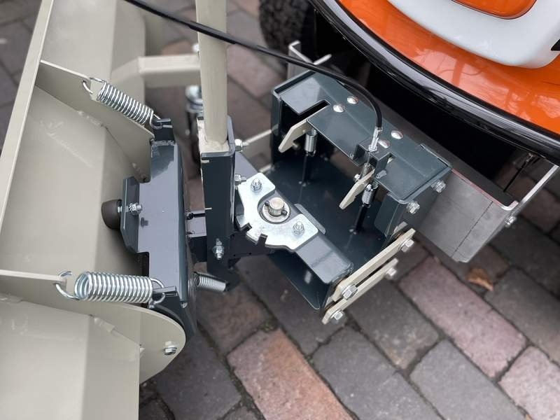 STIHL Rasentraktor RT 5112 Z – inkl. Schneeschild – Bild 4