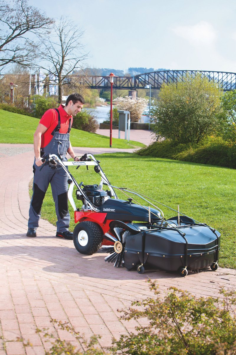 tielbürger Kehrmaschine tk48 hydrostat (Honda GXV160) – Bild 5